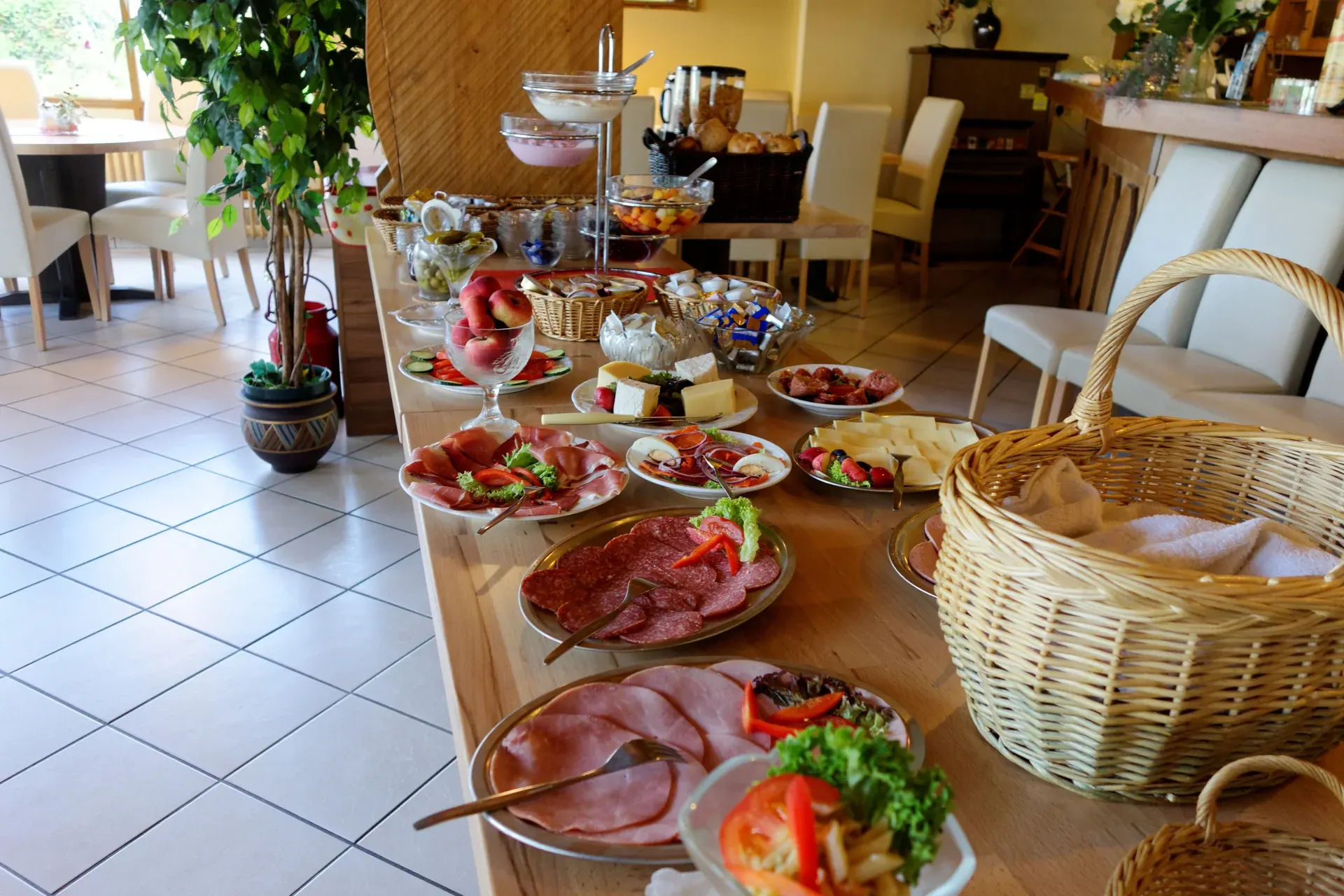 Frühstücksbuffet aus dem bisherigen Betrieb